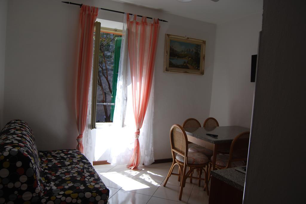 Appartamenti Corneliani II Сирмионе Экстерьер фото